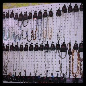 100 piece paparazzi jewelry